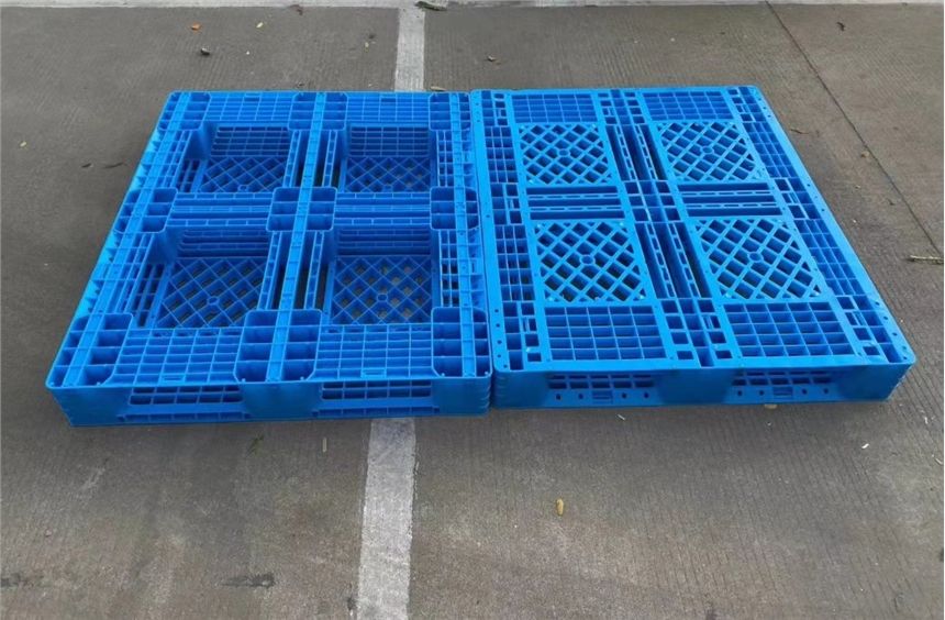 上下拚接式塑料托（tuō）盤